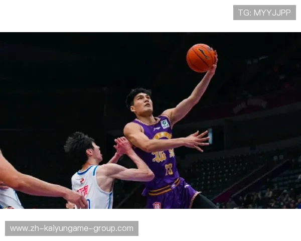 广东92-105负于青岛，张文逸李文昊难撑大局，内线问题凸显，广东张文浩